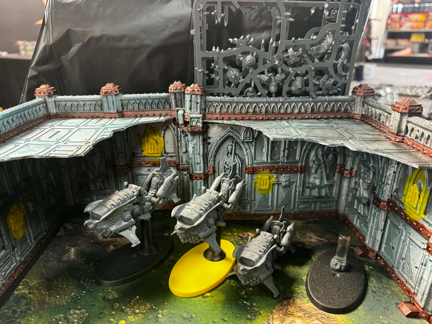 Vertus Praetors / Shield-Captain On Dawneagle Jetbike Pre-Owned (2)