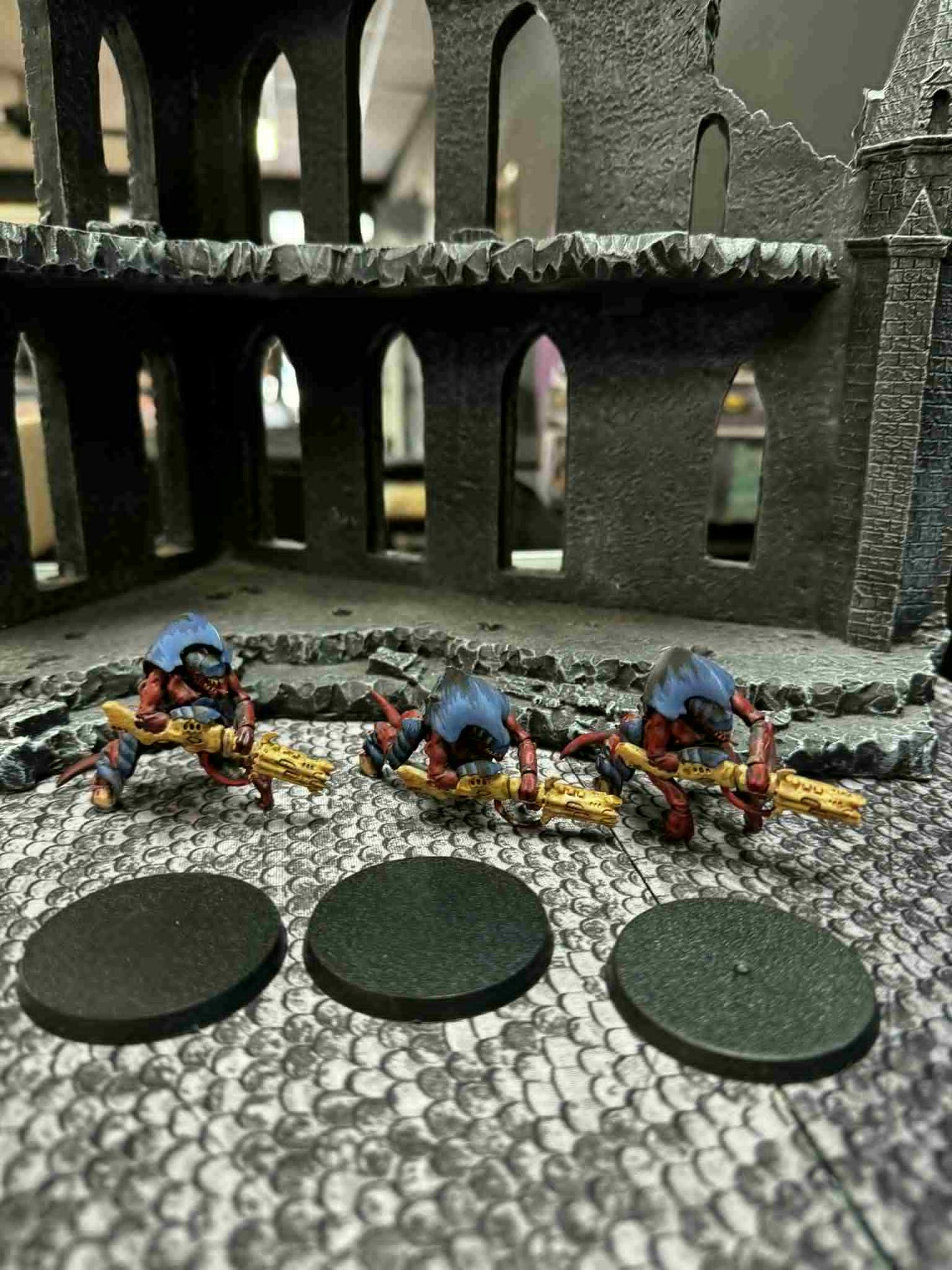 Hive Guard with separate bases Pre-Owned