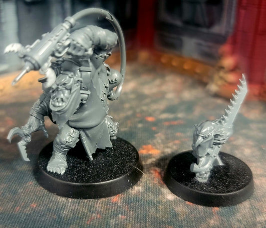 Painboy w/Grot orderly (Armageddon Kommand Krew)(Pre-Owned) (Copy)
