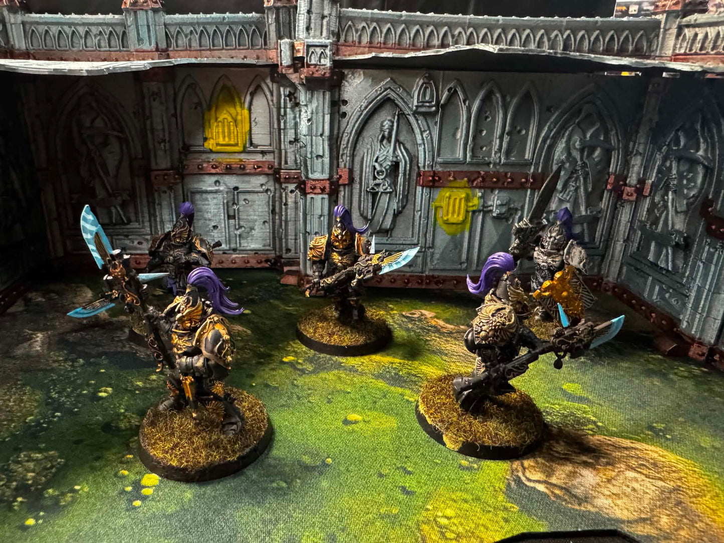Custodian Guard Pre-Owned (4x spears 1x sword/shield)
