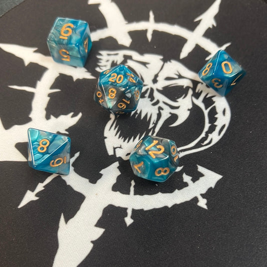 5 onyx style resin dice