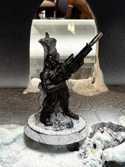 Pre owned Vindicare Assassin (painted)