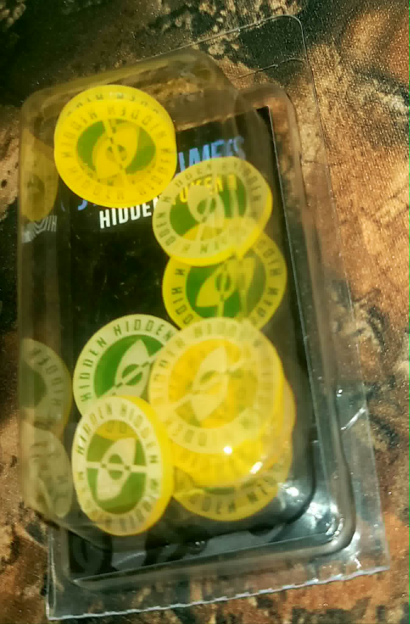 Hidden Tokens for 40k 11th (Yellow)
