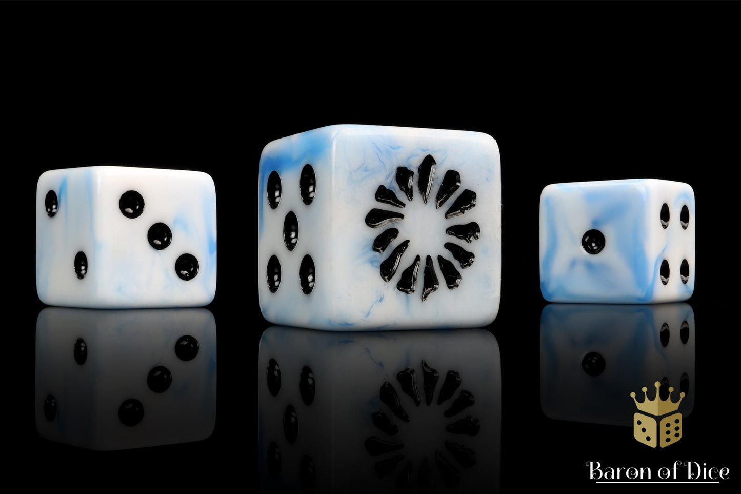 Fanged Maw, White Ice 16Mm Dice