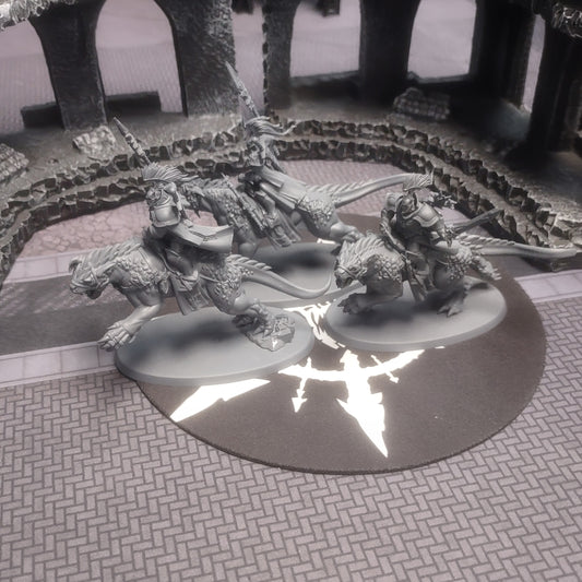 Stormcast Eternals Evocators On Celestial Dracolines Pre-Owned