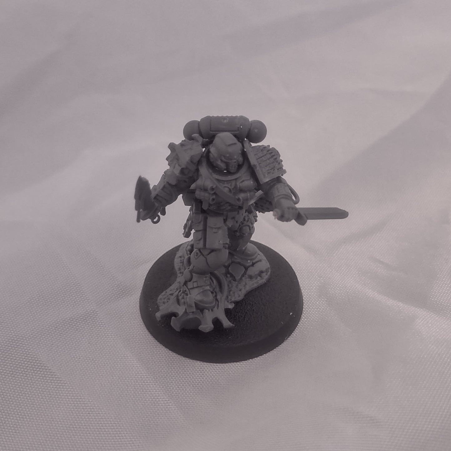 Lieutenant in Phobos Armour Pre-owned