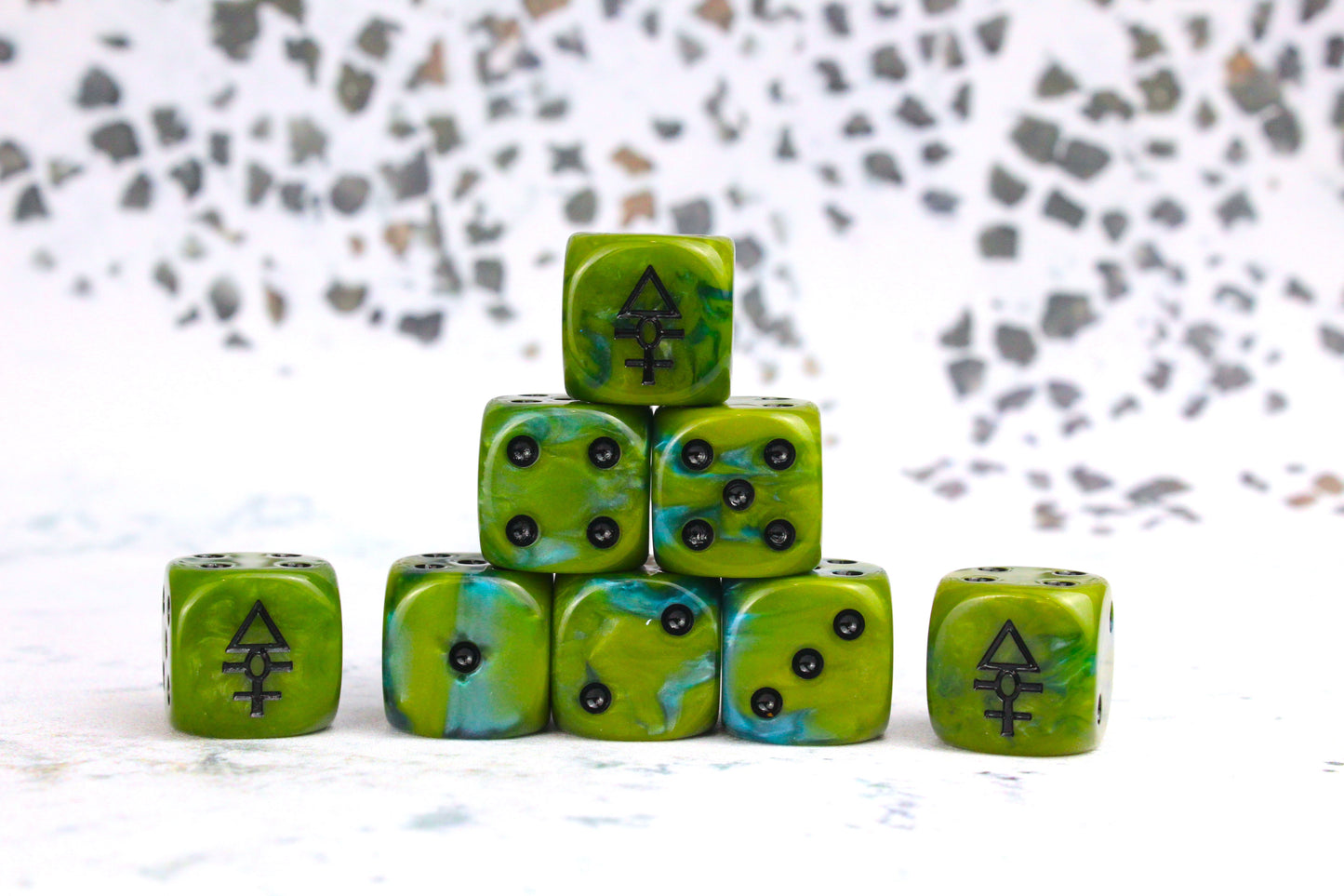 Reclusive Space Elf 16Mm Dice 3