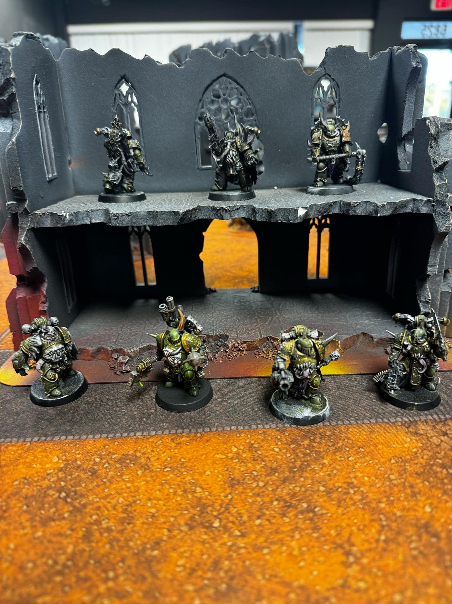 Plague Marines Pre-Owned