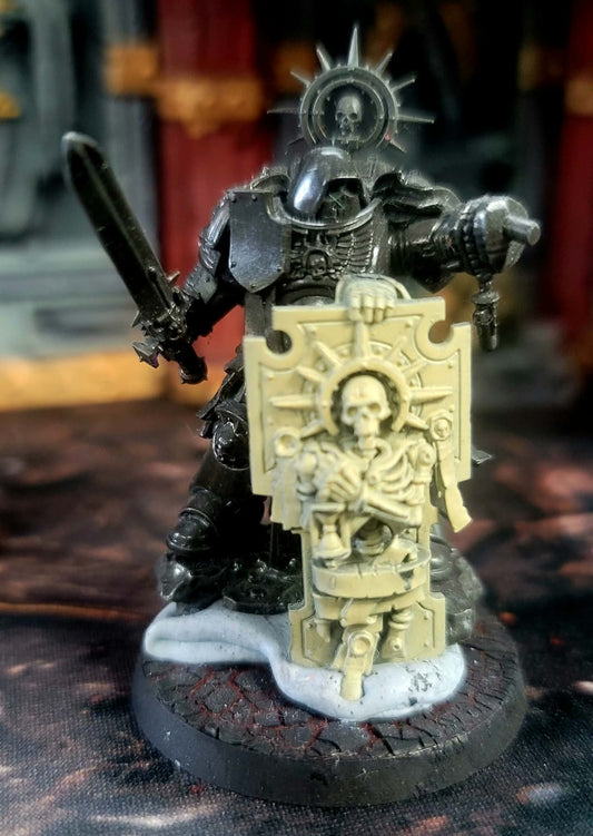 Captain With Relic Shield Pre-Owned